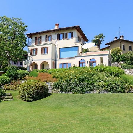 Villa Rubino Apartment Con Giardino E Jacuzzi Vista Lago Stresa Buitenkant foto