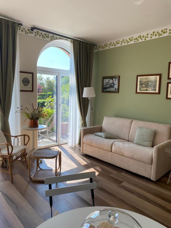 Villa Rubino Apartment Con Giardino E Jacuzzi Vista Lago Stresa Buitenkant foto